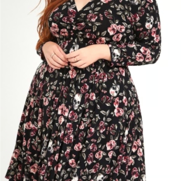 torrid Dresses & Skirts - Torrid Black Pink Floral Skulls Stretch Vneck Long Sleeve Dress - Size 2x
